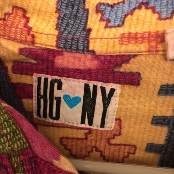 Women’s unique geometric pattern button up style shirt - Picture 2 of 4